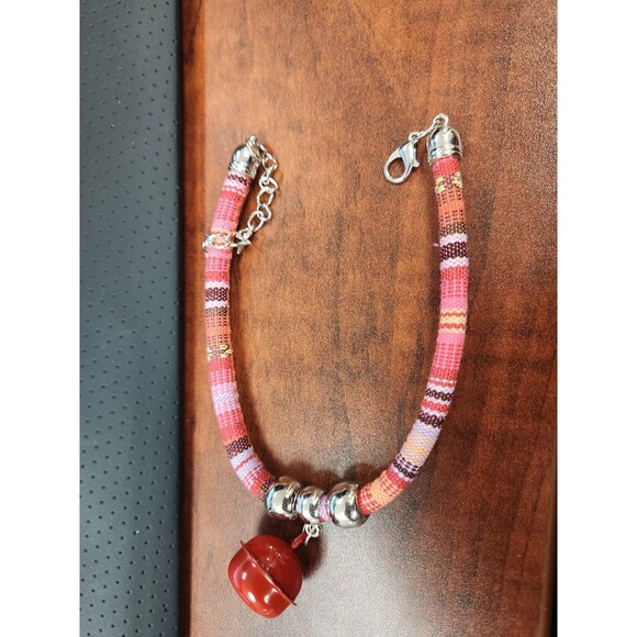 Adjustable Comfort Cat Collar with Bell - Picture 3 of 4